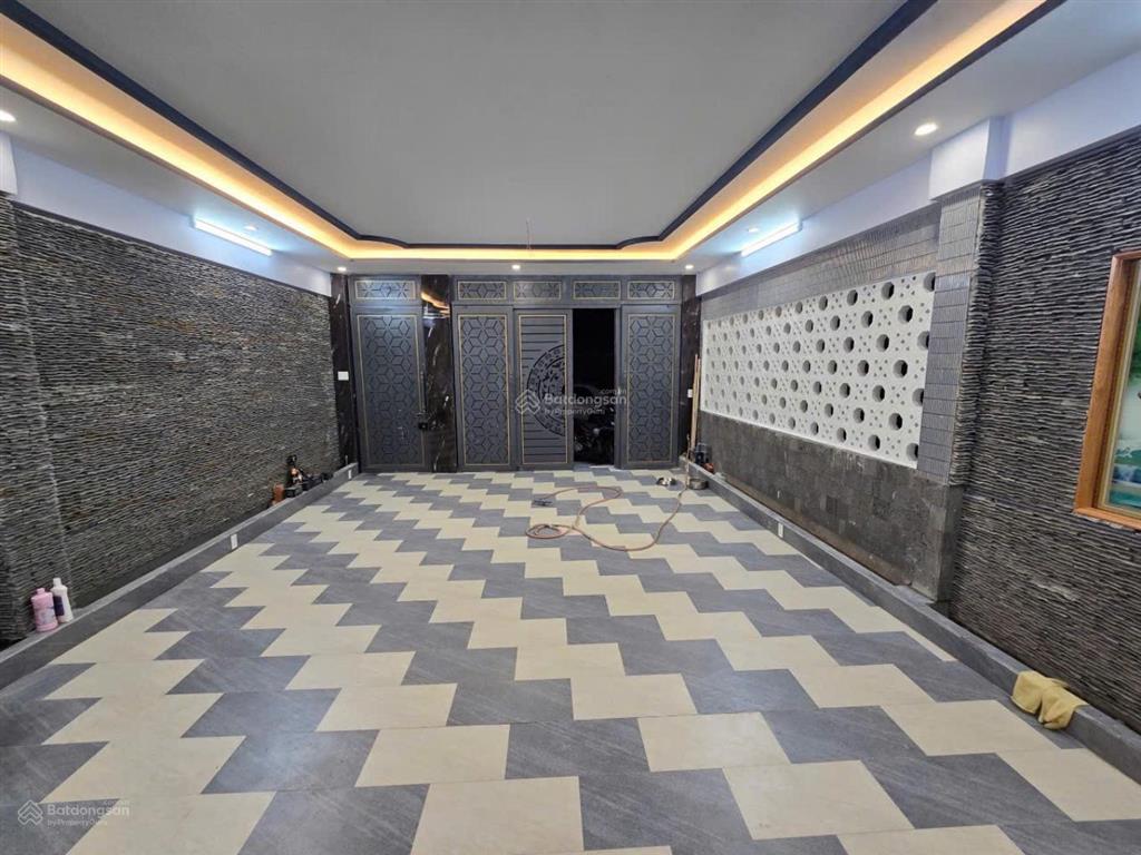 Chdv  chủ thật lòng muốn bán  tnp quận 9. 24 phòng  thu nhập ổn định 1 tỷ 1,2 tỷ.