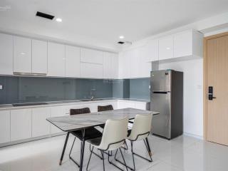 Bán 2pn suất nước ngoài bán 8 tỷ 8 bao hết palm heights