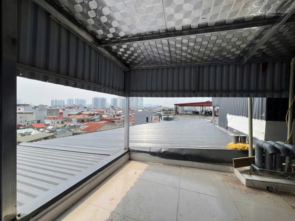 Siêu phẩm lô góc kim giang 8 tầng thang máy  dt 60m mt 7,6m ô tô vào nhà 12 phòng giá 18 tỷ
