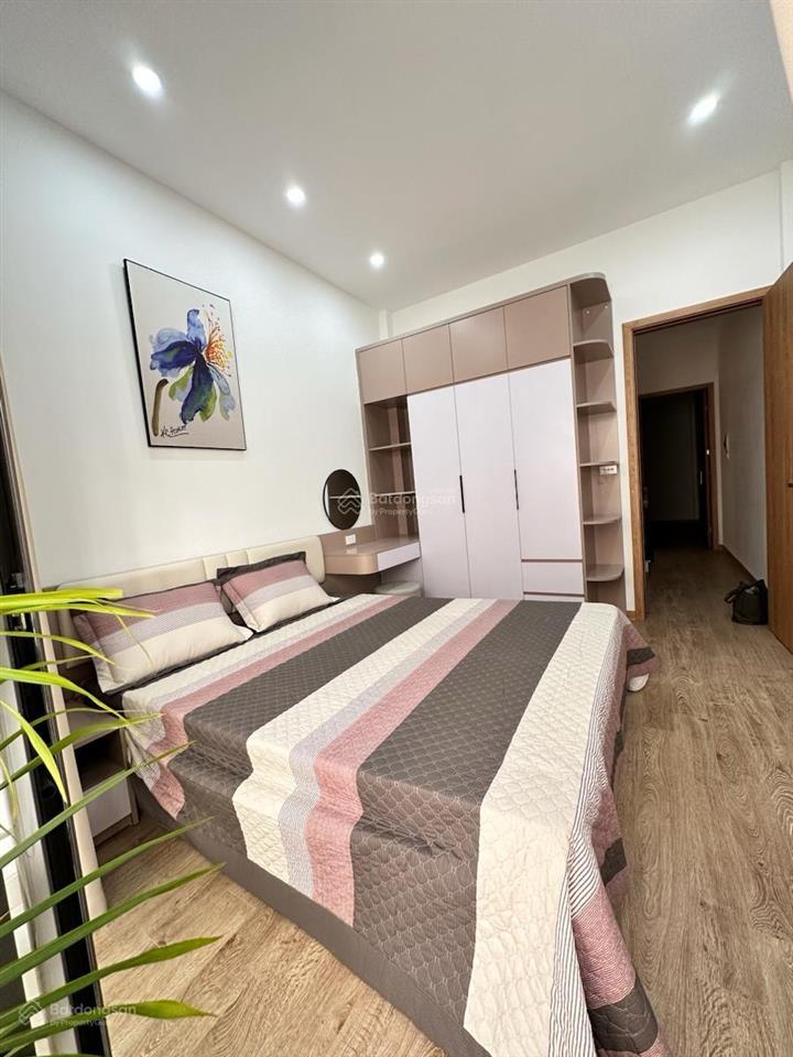 Bán nhà kim giang 41m 6 tầng mặt tiền 3,5m thang máy  ô tô ngủ trong nhà  giá 12,2 tỷ