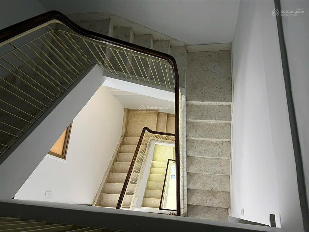 Chính chủ chuyển nhượng nhà mặt tiền nguyễn văn thủ trung tâm quận 1 (phường tân định)