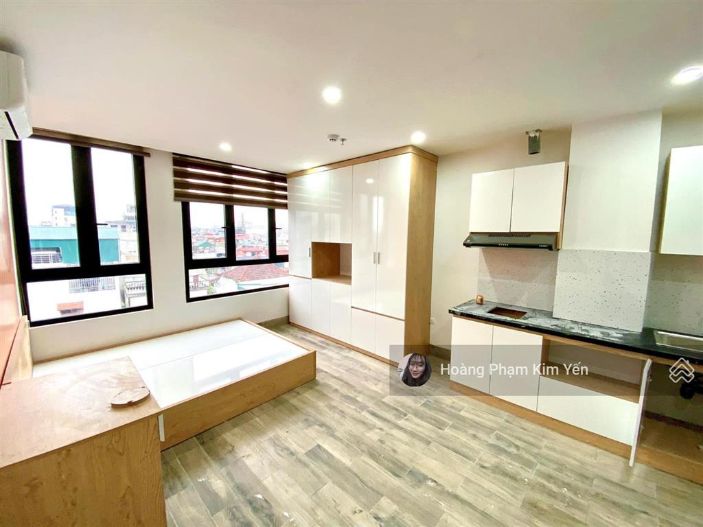 Chdv đh ngoại thương  đh luật! 27pkk, dt ~2 tỷ/năm, 7t thang máy, 2 thoáng, ô tô gần, pccc + gpxd