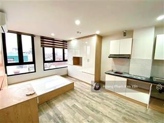 Chdv đh ngoại thương  đh luật! 27pkk, dt ~2 tỷ/năm, 7t thang máy, 2 thoáng, ô tô gần, pccc + gpxd