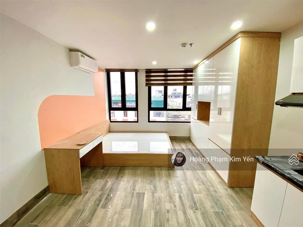 Chdv đh ngoại thương  đh luật! 27pkk, dt ~2 tỷ/năm, 7t thang máy, 2 thoáng, ô tô gần, pccc + gpxd