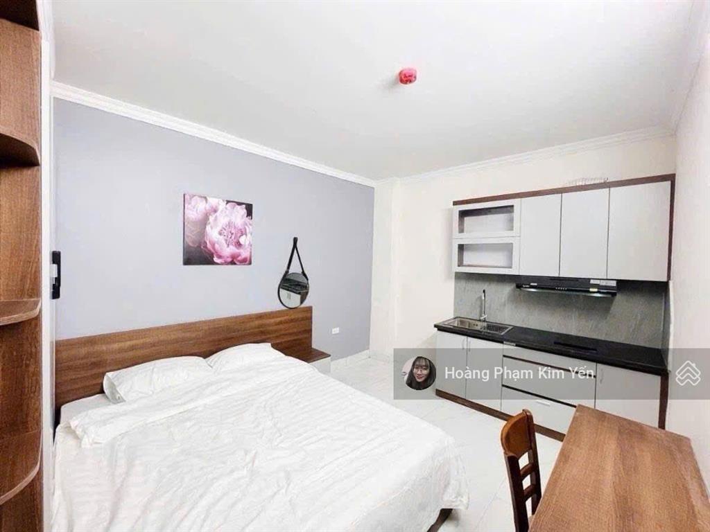 Chdv phố cự lộc! 27pkk, dt 1,8 tỷ/n, 8t thang máy, ô tô tránh, 2 thoáng, full phòng, pccc, gpxd