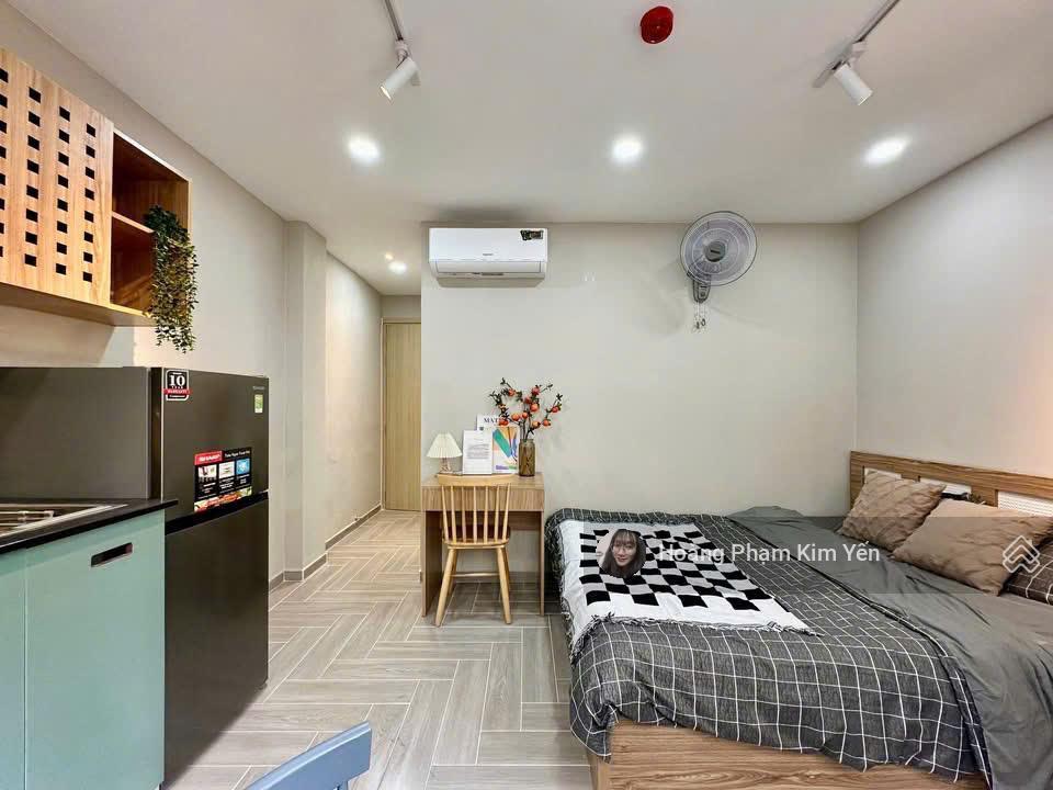 Tòa chdv tây sơn  ngã tư sở! dt 1 tỷ/năm, lô góc, vf3 lùi cửa, 12 căn hộ full pccc, 20m ra phố