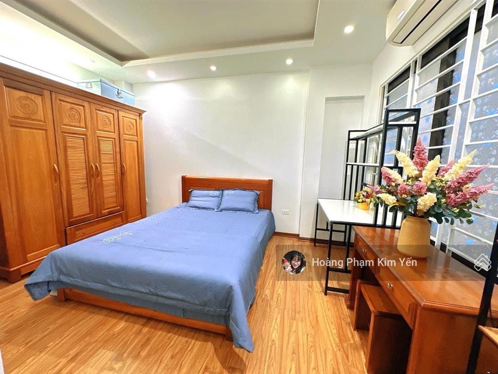 Cực phẩm! mặt ngõ thái hà, 15m ra ô tô, sân xe riêng, thoáng sáng, ban công cửa sổ từng tầng, sđcc