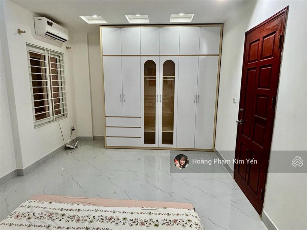 Kịch sàn! phố hào nam, ngõ thông kd, 30m ô tô tránh, sân xe, khe thoáng sau nhà, ban công, nội thất