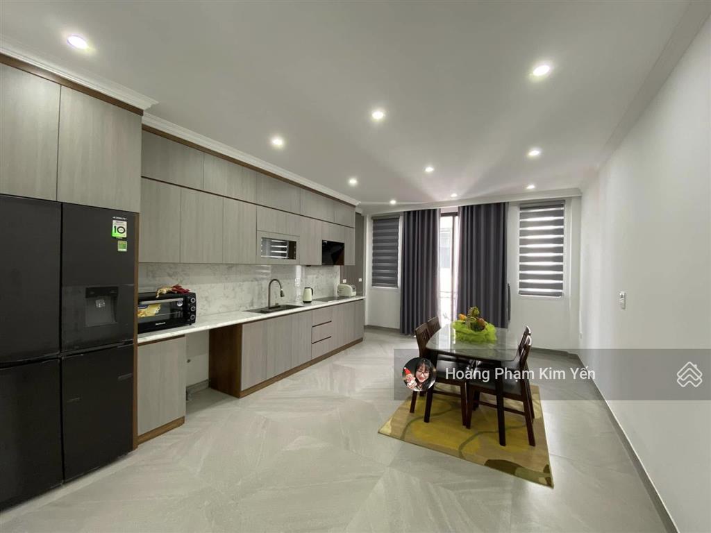 Chủ cần bán gấp! 6 tầng thang máy phố thái hà, mới đét ở luôn, full nội thất, 1 bước ra ô tô, sđcc
