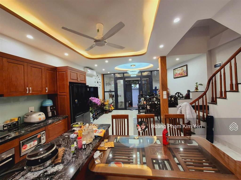 Quá mê! phố hào nam, ngõ ô tô, thông kd, full nội thất ở ngay, 2 thoáng, sát phố, 50m*5t, 4 ngủ to