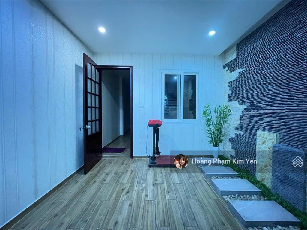 Rúng động! ngõ thông kd phố chùa bộc, bagac vòng quanh, ô chờ thang máy, full nội thất, ở ngay sđcc