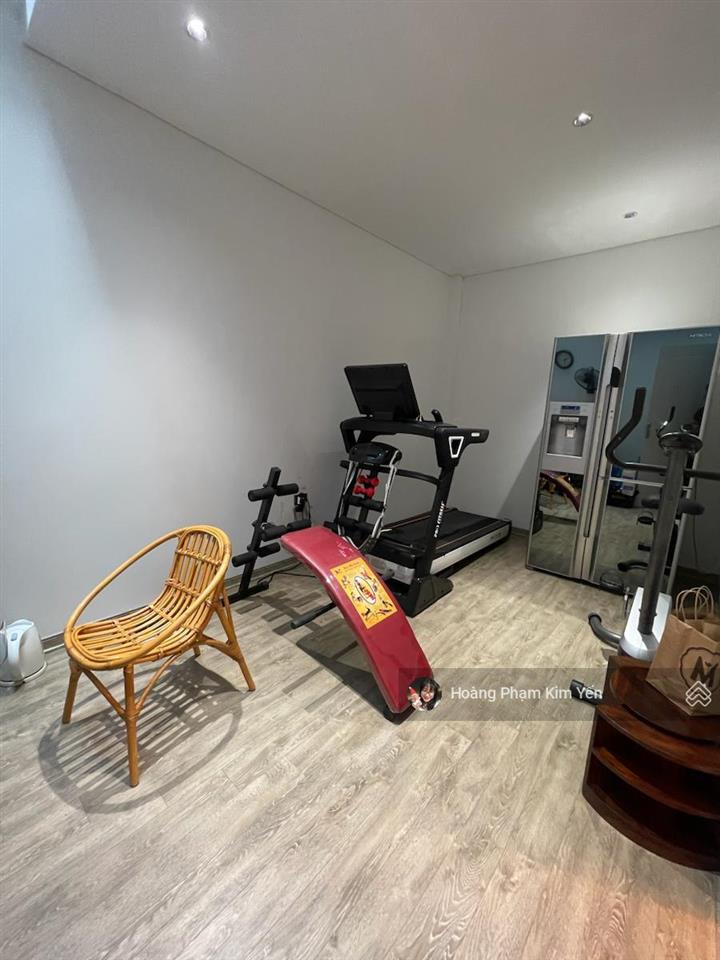 Bay gấp! phố vip ngọc khánh, 6 tầng thang máy, xây mới, full nội thất, ngõ thông kd, bagac quay đầu