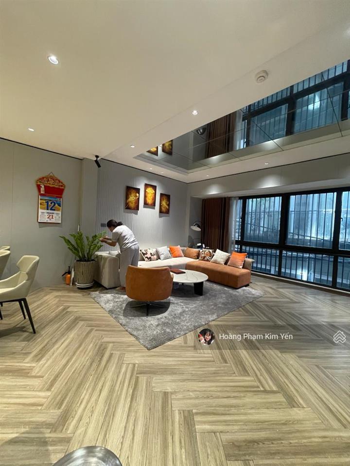 Bay gấp! phố vip ngọc khánh, 6 tầng thang máy, xây mới, full nội thất, ngõ thông kd, bagac quay đầu
