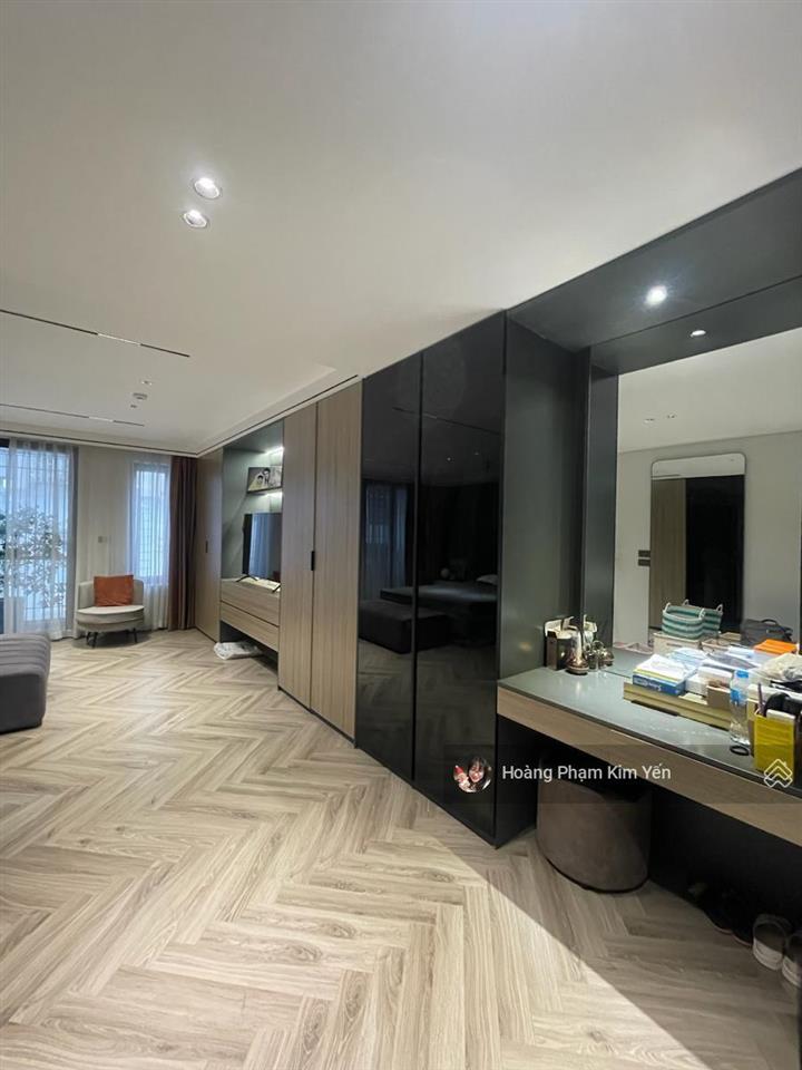 Bay gấp! phố vip ngọc khánh, 6 tầng thang máy, xây mới, full nội thất, ngõ thông kd, bagac quay đầu