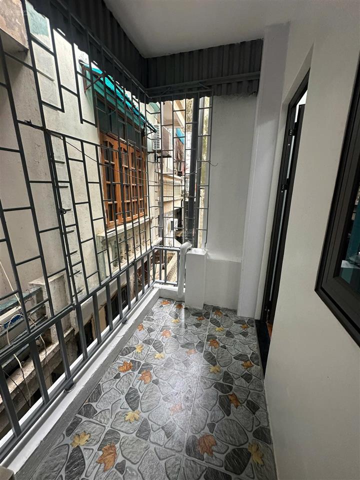 Đẳng cấp! mặt ngõ kinh doanh tôn thất tùng, vf3 lùi cửa, sân xe, 48m2*5t, ban công, ô chờ thang máy