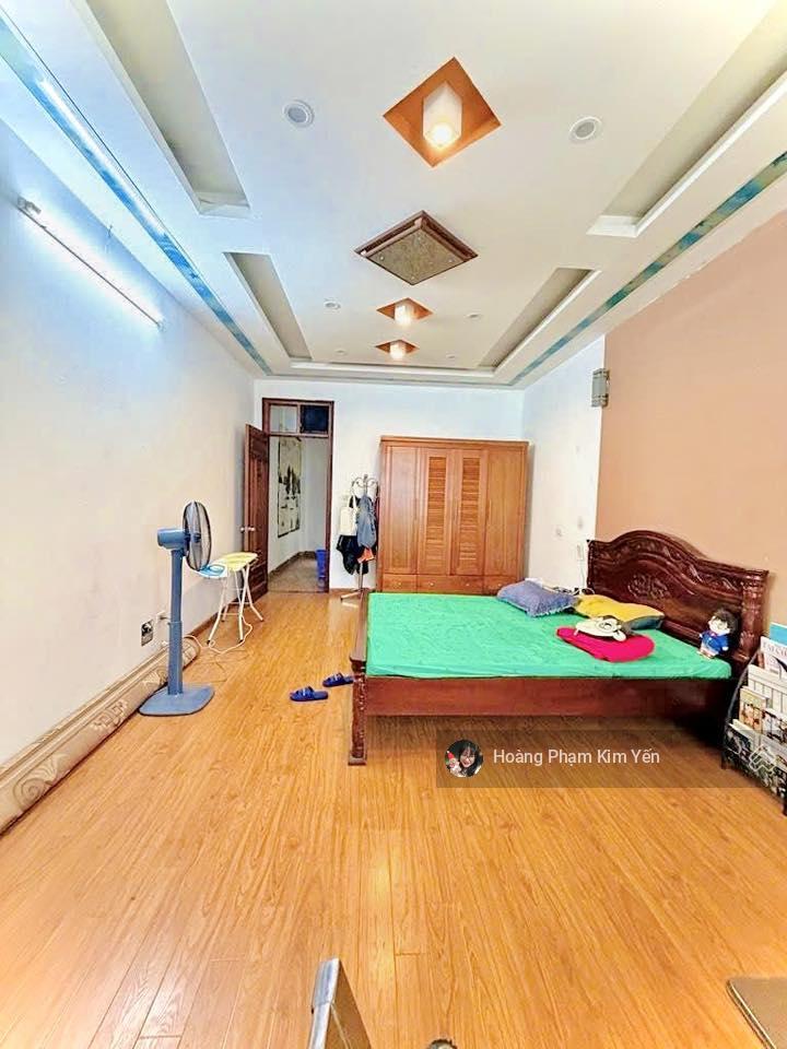 Chủ mót! ngõ 95 chùa bộc, 2 thoáng, nhà dân xây, ô chờ thang máy, sát phố, ngõ thông kd thoáng sáng