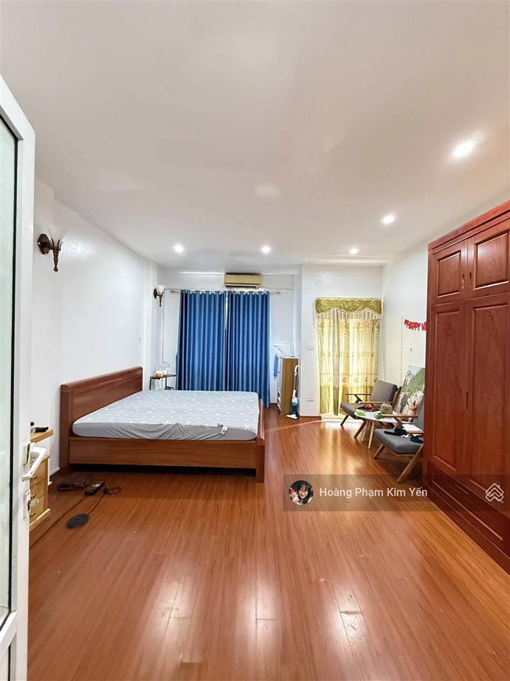 Ngộp bank! ở ngay thái thịnh, vf3 đỗ cửa, 10m ra phố, ô chờ thang máy, 2 thoáng, full nội thất