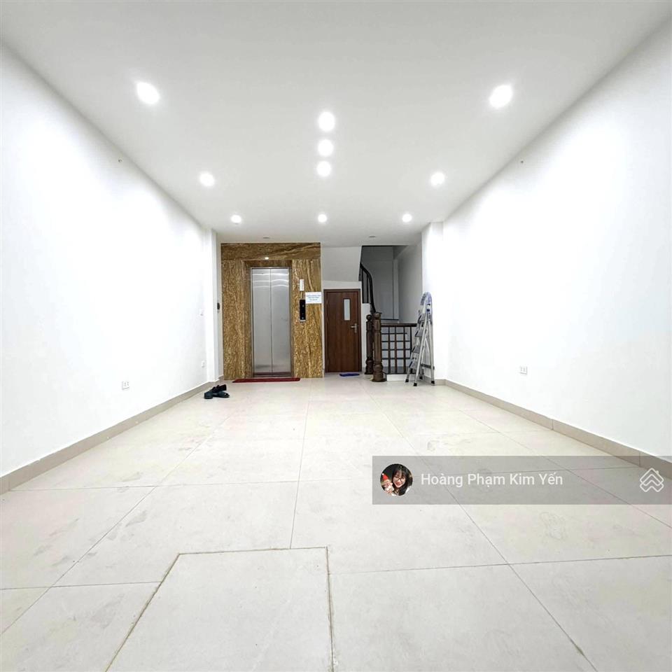 6 tầng thang máy an trạch! xây mới tinh, full nội thất, bagac đỗ cửa, cửa sổ thoáng sáng các phòng