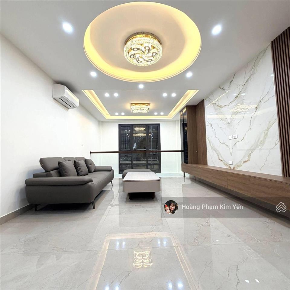 6 tầng thang máy an trạch! xây mới tinh, full nội thất, bagac đỗ cửa, cửa sổ thoáng sáng các phòng