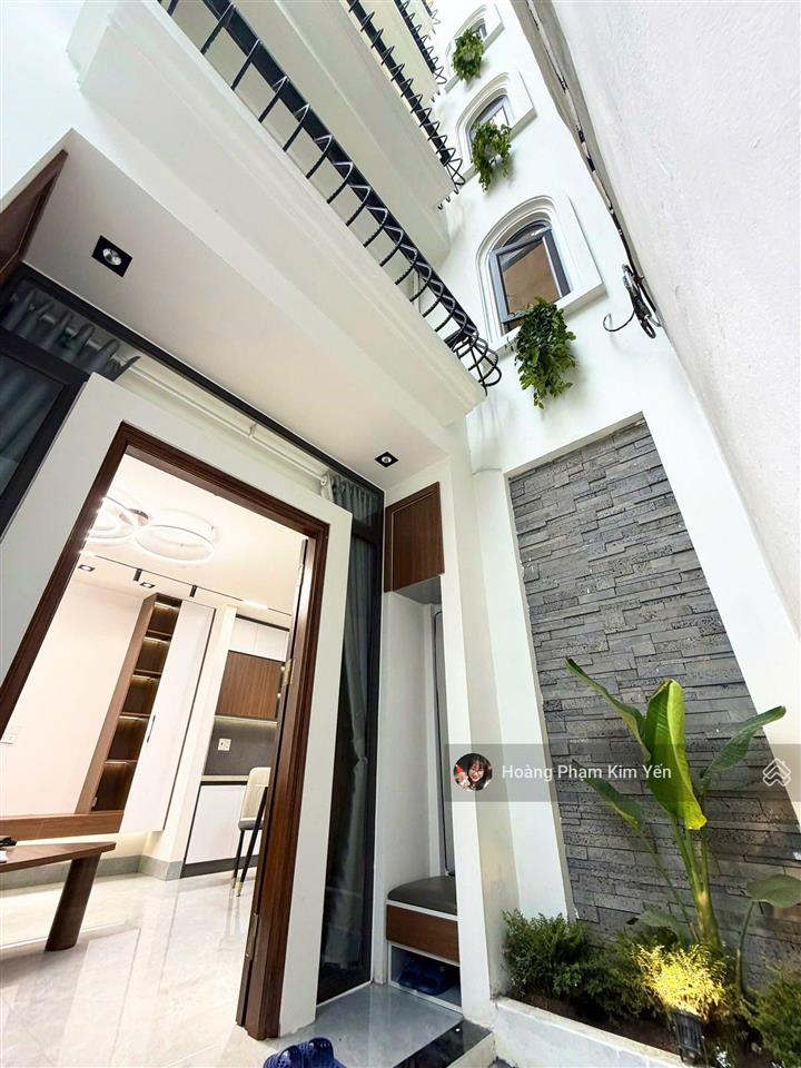 Cơ hội! tôn đức thắng, vf3 đỗ cửa, 2 thoáng, full nội thất, sân xe riêng, ngõ thông, gần bãi gửi