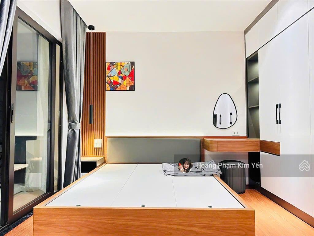 Cơ hội! tôn đức thắng, vf3 đỗ cửa, 2 thoáng, full nội thất, sân xe riêng, ngõ thông, gần bãi gửi
