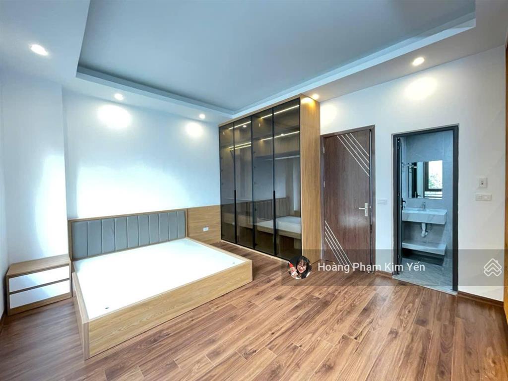 Vuýp! ngõ 43 chùa bộc, 6 tầng thang máy, ngõ bagac thông, ban công các tầng, full nội thất, sđcc