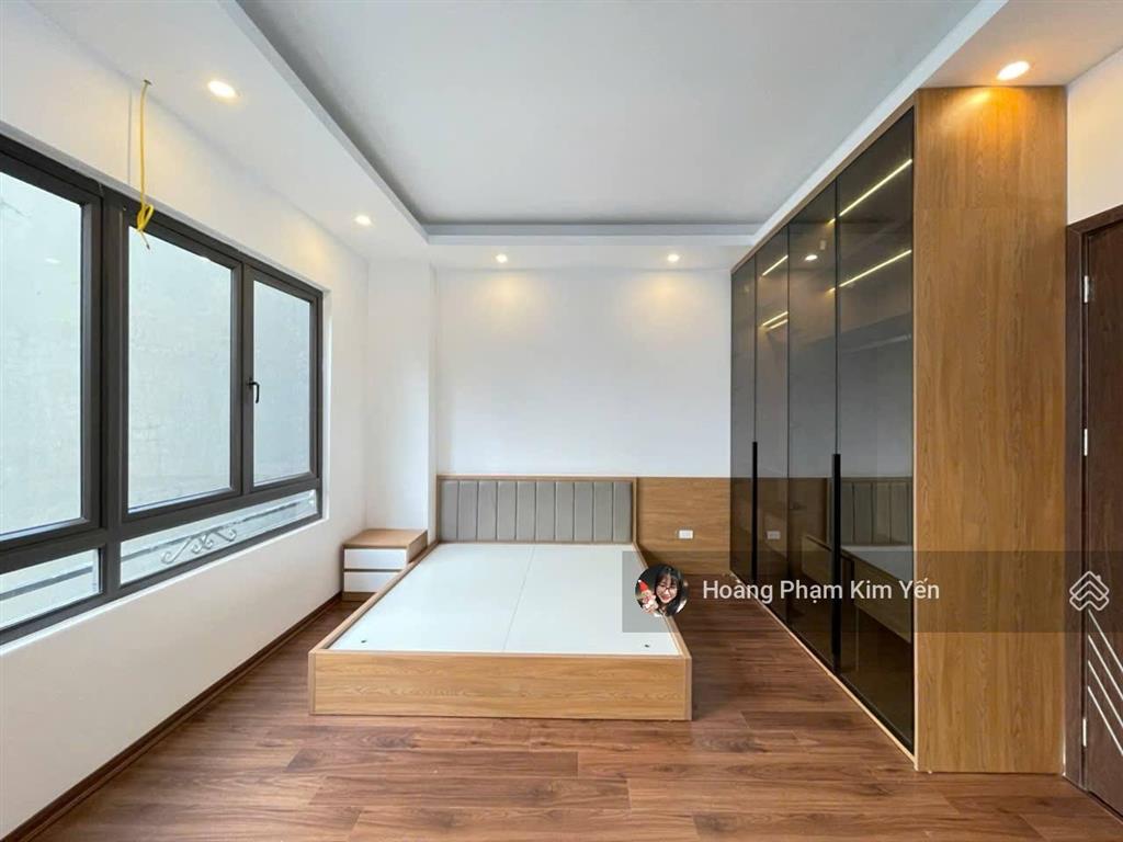 Vuýp! ngõ 43 chùa bộc, 6 tầng thang máy, ngõ bagac thông, ban công các tầng, full nội thất, sđcc