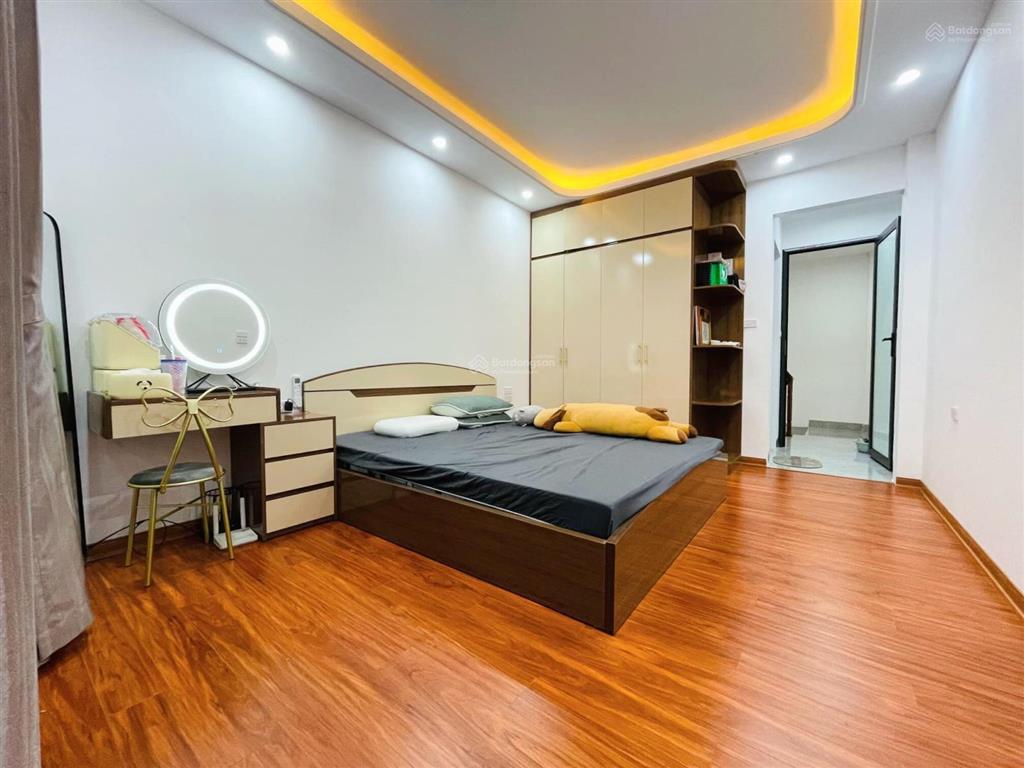 Bỏng tay! đặng tiến đông 2 thoáng, 5m ra ô tô, ô chờ thang máy, dân xây, ngõ thẳng  thông, 43m2x5t