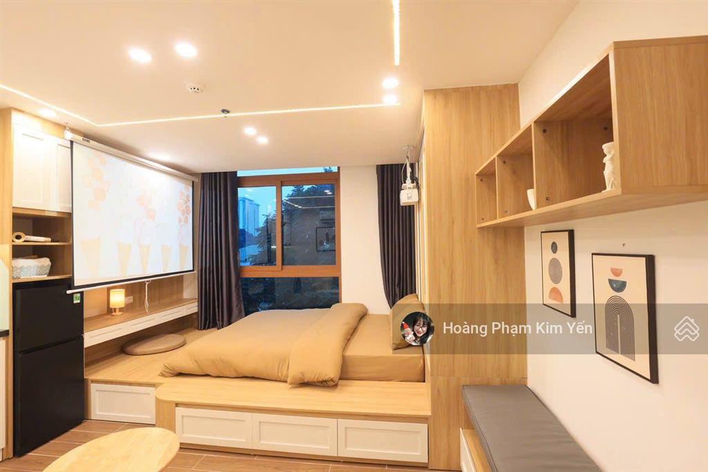 Ccmn pháo đài láng, 80m2, 20pkk, doanh thu 1.5 tỷ/năm, bagac đỗ cửa, full nội thất, pccc