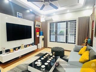 Mới toanh! 2 mặt thoáng cát linh, kinh doanh đỉnh, mặt tiền rộng, ban công thoáng, ngõ bagac thông