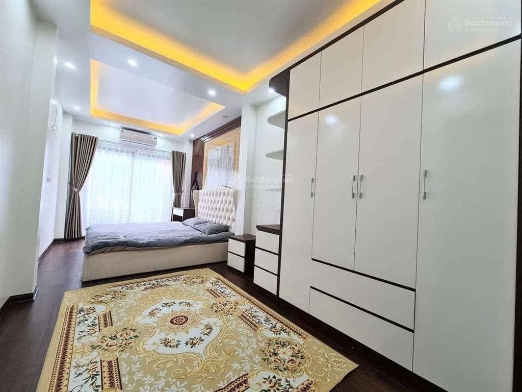 Bom tấn! mặt ngõ 112 ngọc khánh, kinh doanh, ba gác, ngõ thông 46.8m2*5t, dân trí tốt, gần bãi ô tô