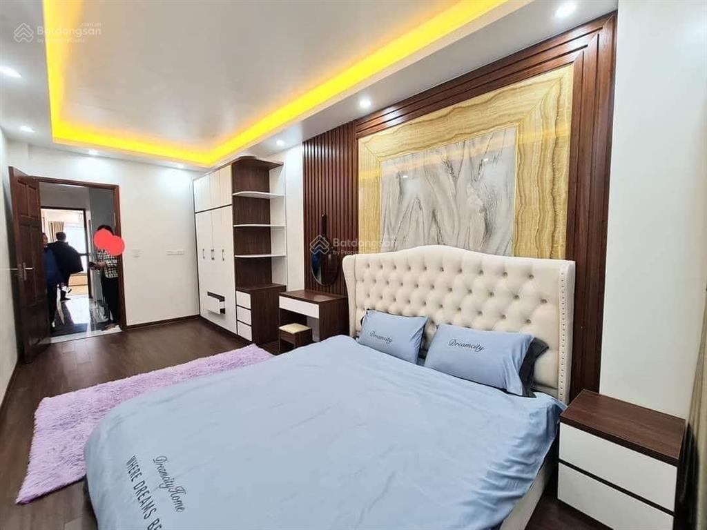 Bom tấn! mặt ngõ 112 ngọc khánh, kinh doanh, ba gác, ngõ thông 46.8m2*5t, dân trí tốt, gần bãi ô tô