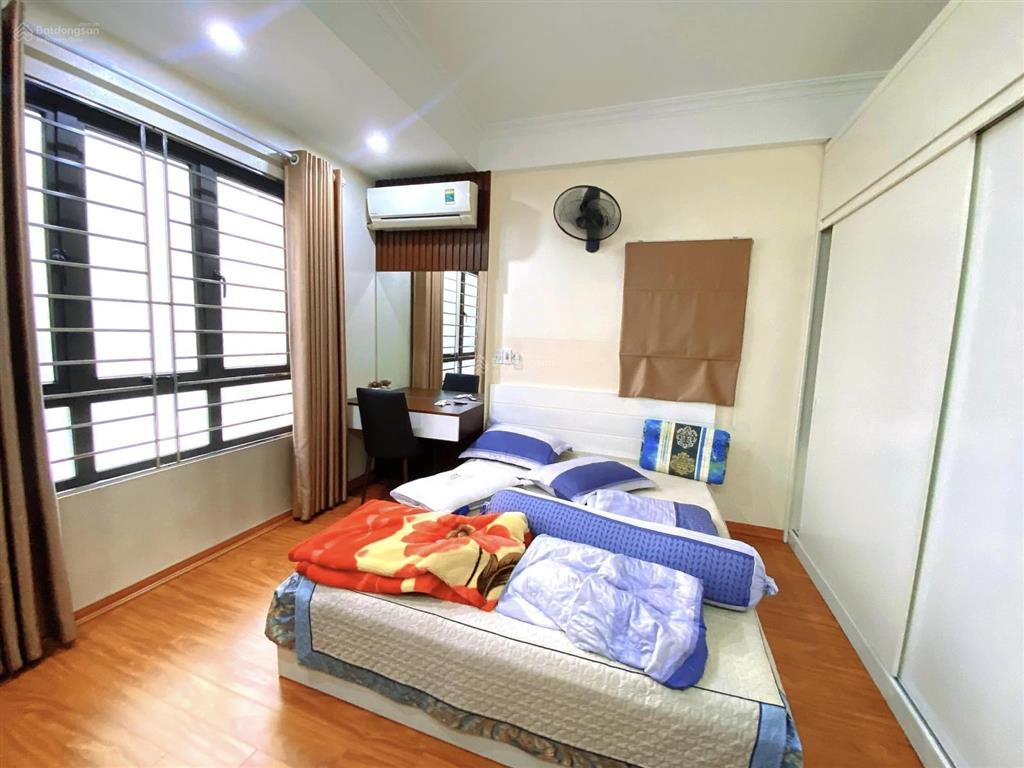 Ngõ 592 trường chinh! sát hồ điều hòa, ba gác tránh, ngõ thông kd sầm uất, nhà dân xây chắc chắn
