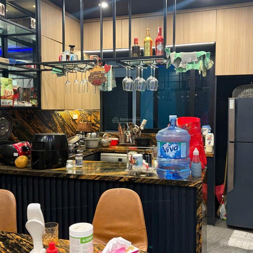 Bán nhà nhân hòa 48m2 6 tầng 2 thoáng ô tô đỗ cửa 10,5 tỷ, căn nhất không có căn thứ 2 để so sánh