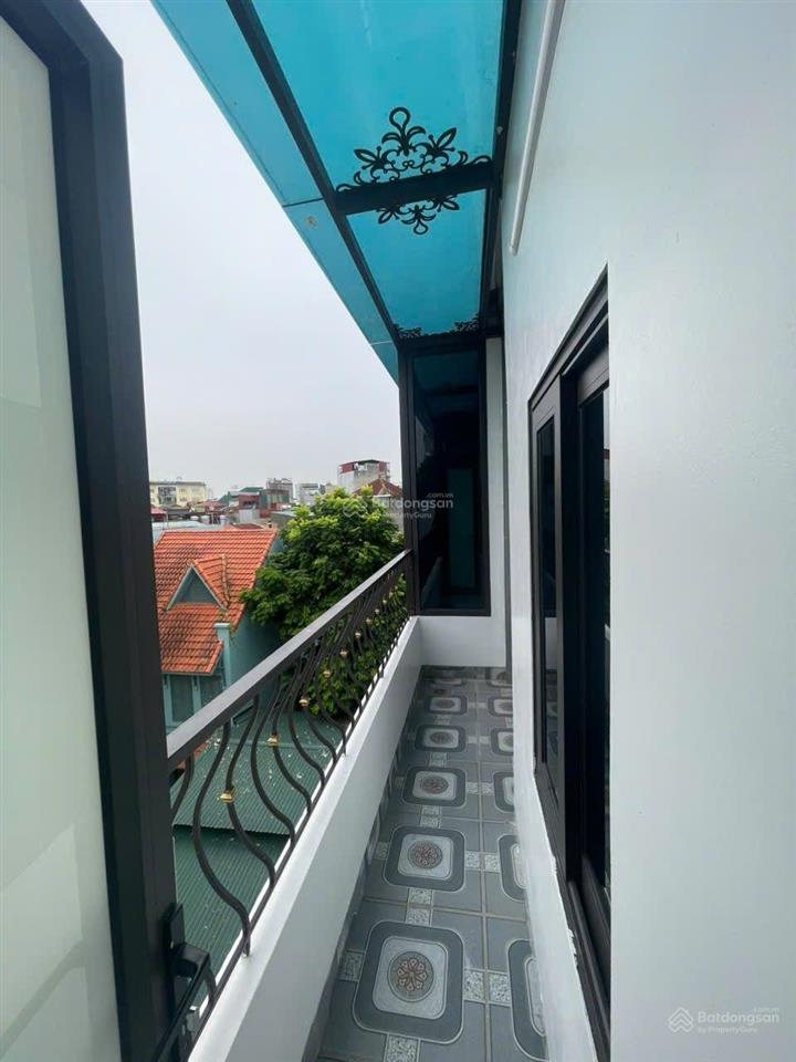 Bán nhà mới xây lò đúc 36m², 5 tầng, thang máy, 1 bước ra phố, chủ cần tiền bán