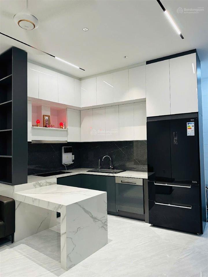 Bán nhà 2 tầng kiệt oto 5m nguyễn tri phương, sát đường chính, 60m2, full nội thất giá 5,7tỷ