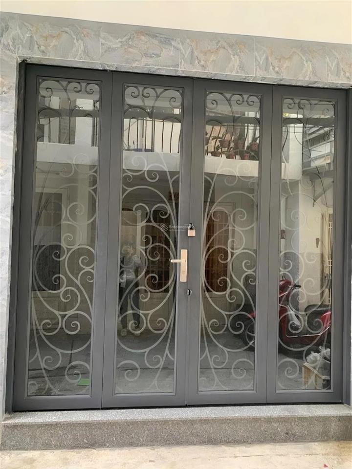 Bán nhà quận 3  phường bàn cờ  dt 36m2  hẻm 11m kinh doanh sầm uất
