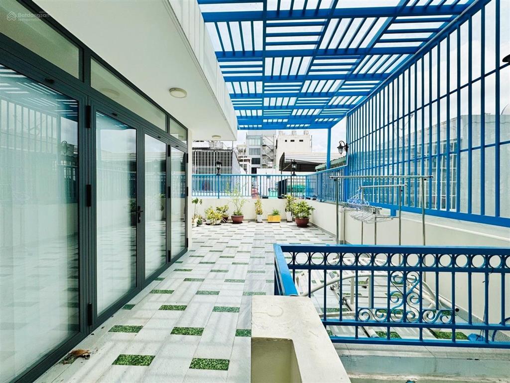 Nhà phố quận 3, gần 100m, ngang 10m, 4 tầng, 7pn, full nội thất, 17 tỷ