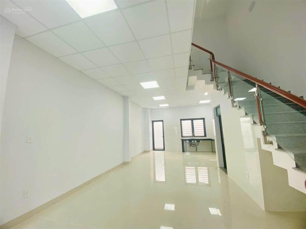 Cho thuê 15tr/tháng căn 1 trệt 3 lầu kdc quang vinh, biên hoà