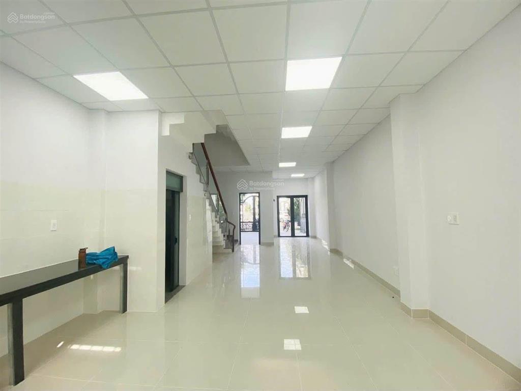 Cần chuyển nhượng nhà 3 lầu hoàn thiện kdc quang vinh, biên hòa
