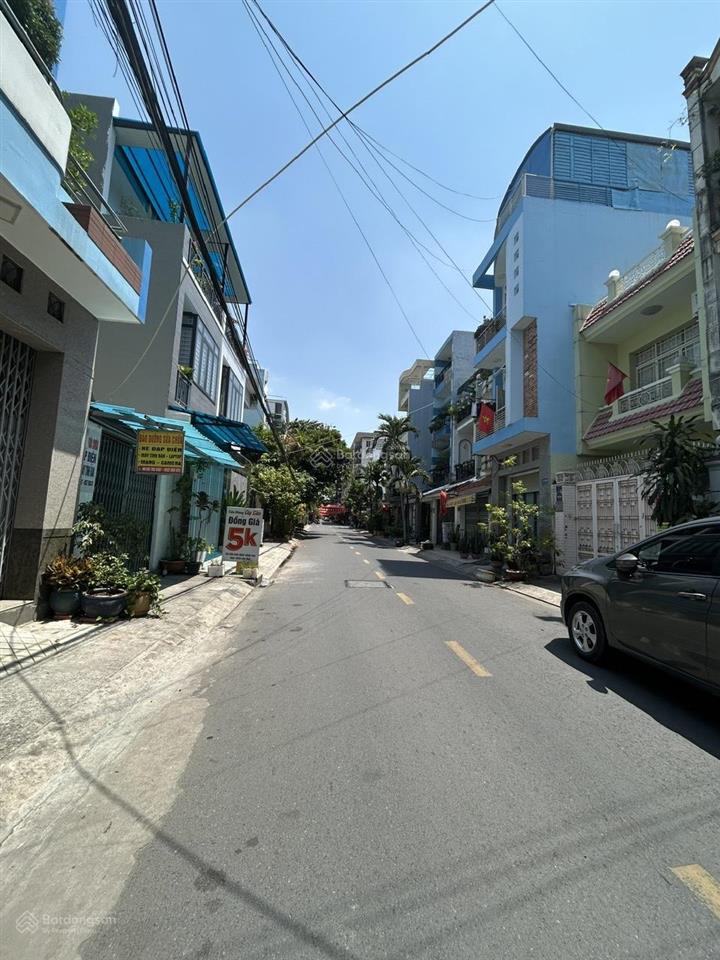 Cần bán nhà đường 8m dương quảng hàm, p5, dt 4x17m trệt lửng 3 lầu giá 11 tỷ 100 tl