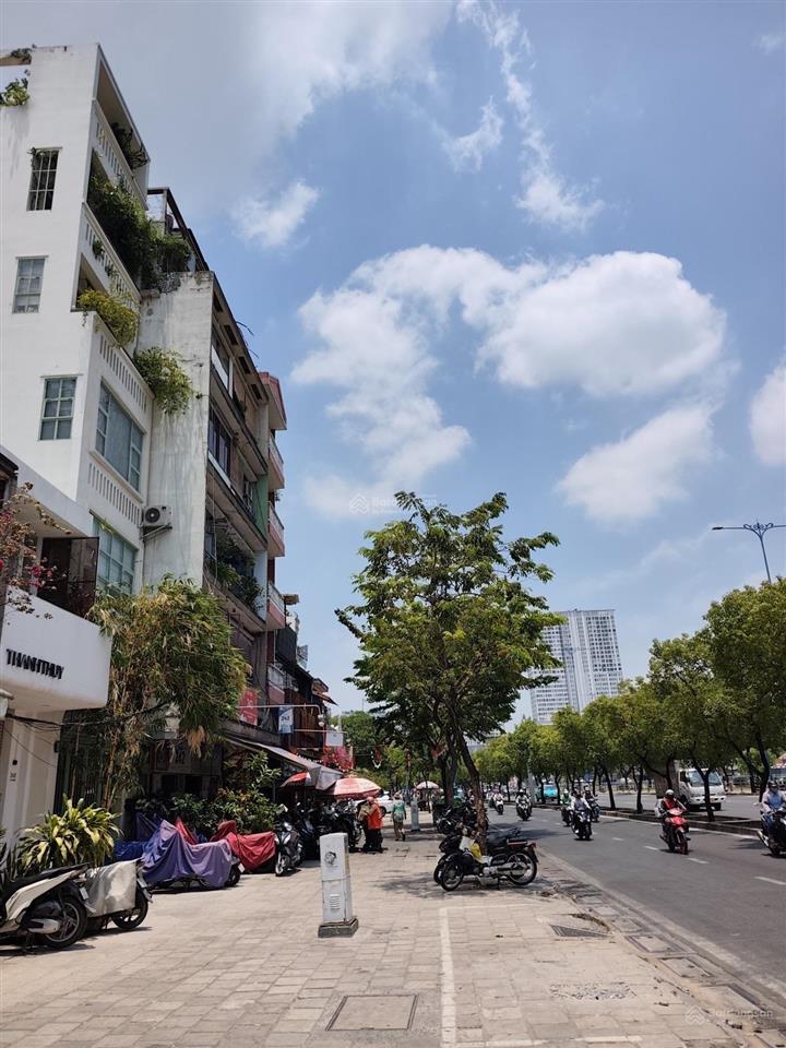 Bán nhà gần mặt tiền trần hưng đạo hẻm xe hơi quận 1 diện tích lớn 66m2, 4m7x22m, nhỉnh 7 tỷ