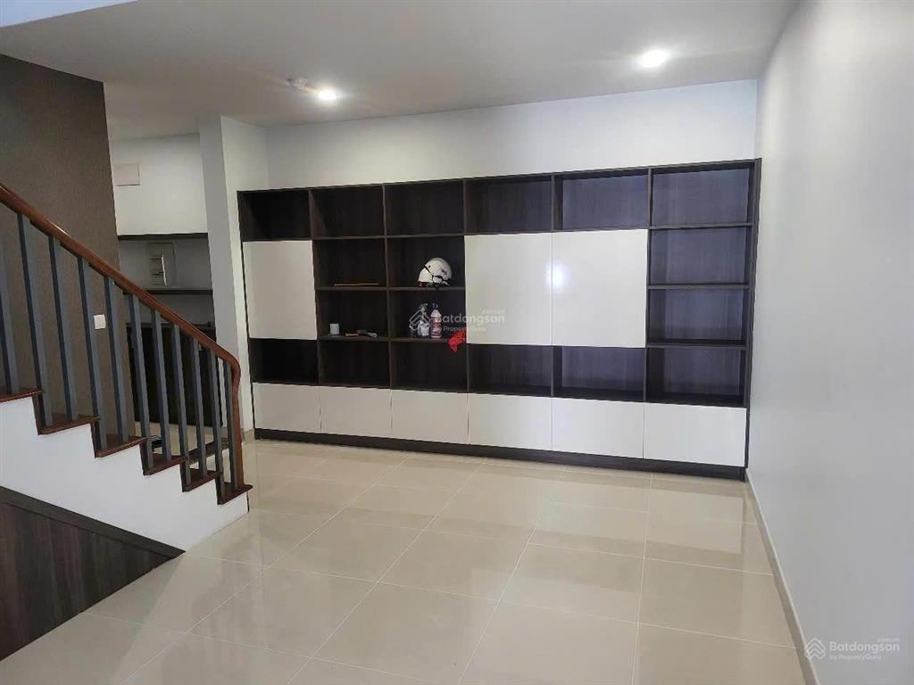 Cho thuê cc lữ gia plaza, 23 triệu vnd, 170m2, 5pn, 4wc, nội thất đầy đủ tại q11, hcm