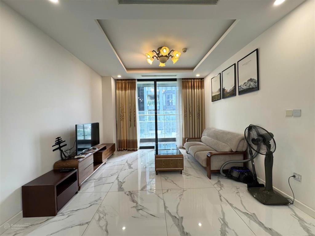 Cho thuê 3pn 104m² sunshine city full nội thất, view ngoại khu thoáng sáng