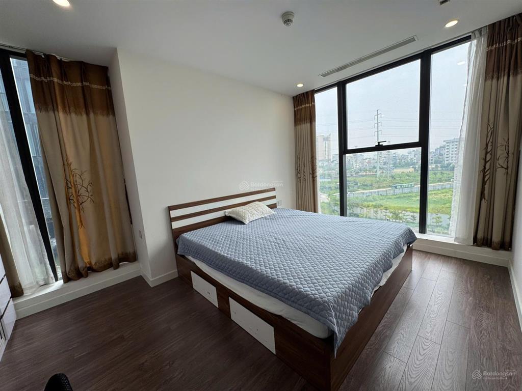 Cho thuê 3pn 104m² sunshine city full nội thất, view ngoại khu thoáng sáng