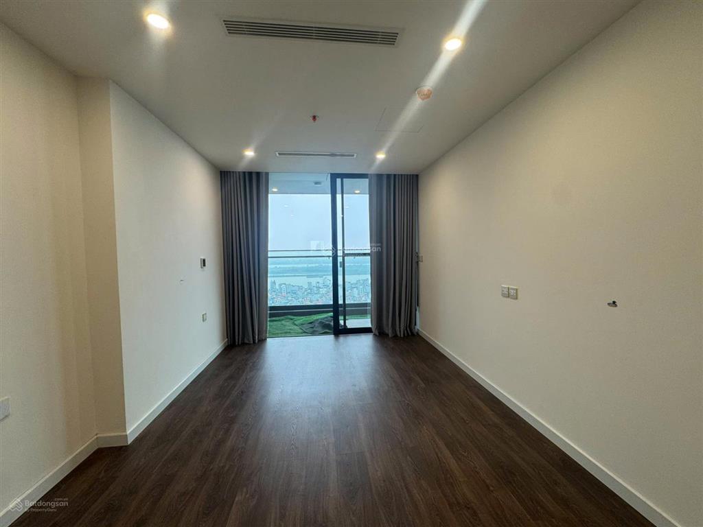 2pn 124m² sunshine golden river logia sân vườn 24m², view trọn sông hồng