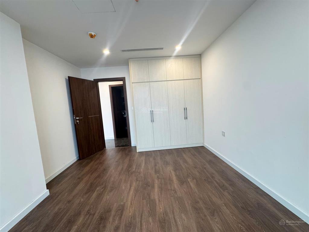 2pn 124m² sunshine golden river logia sân vườn 24m², view trọn sông hồng