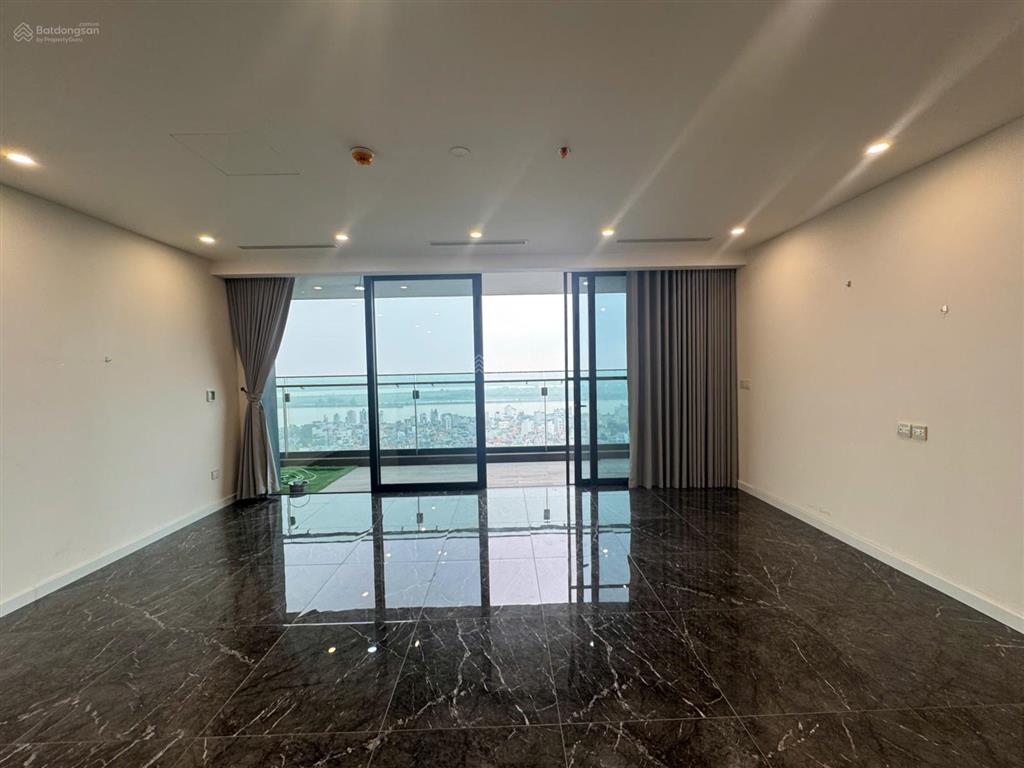 2pn 124m² sunshine golden river logia sân vườn 24m², view trọn sông hồng