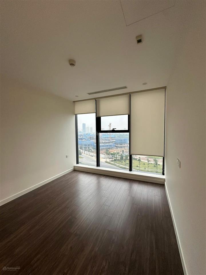 3pn 100m2 sunshine city ban công đông nam, view công viên ciputra, sổ sẵn