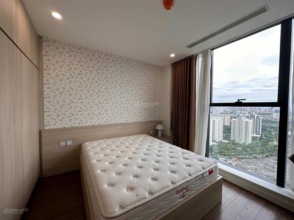 Cho thuê duplex 160m² sunshine city 3pn, 4 logia, full nội thất